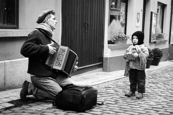 accordeoniste-c-p-468B11557-2ED3-17D9-E5DD-FA3E48FBAFB2.jpg